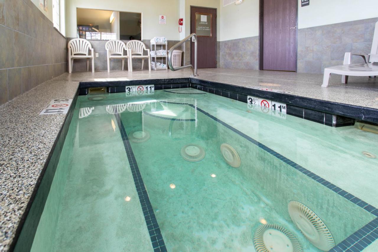 North Park Inn & Suites Walden Exteriör bild